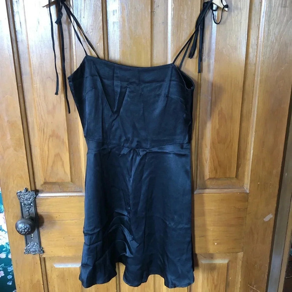 Forever 21 Ballet Dress - Picture 2 of 11